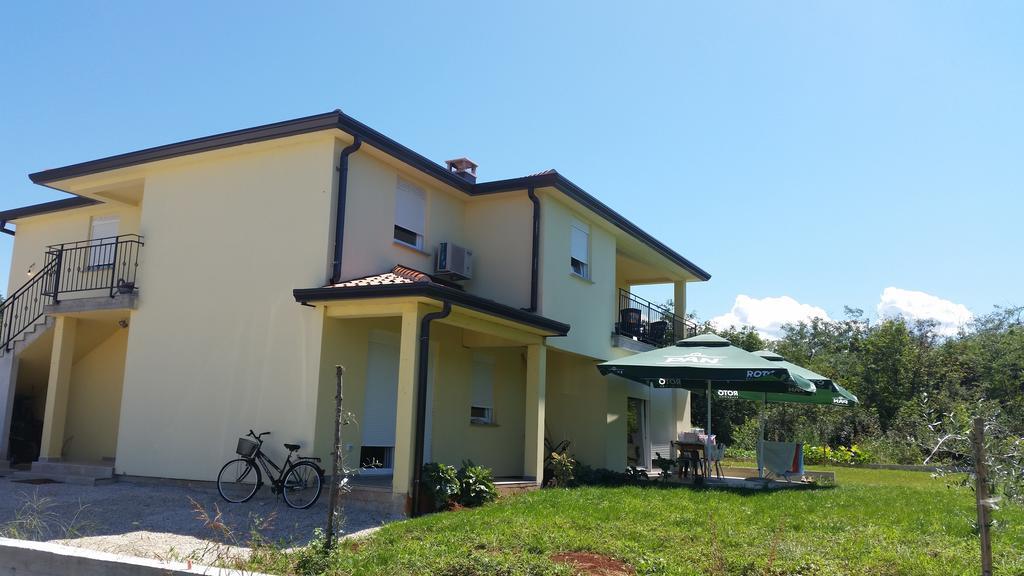 Apartment Adriatic Умаг Екстер'єр фото